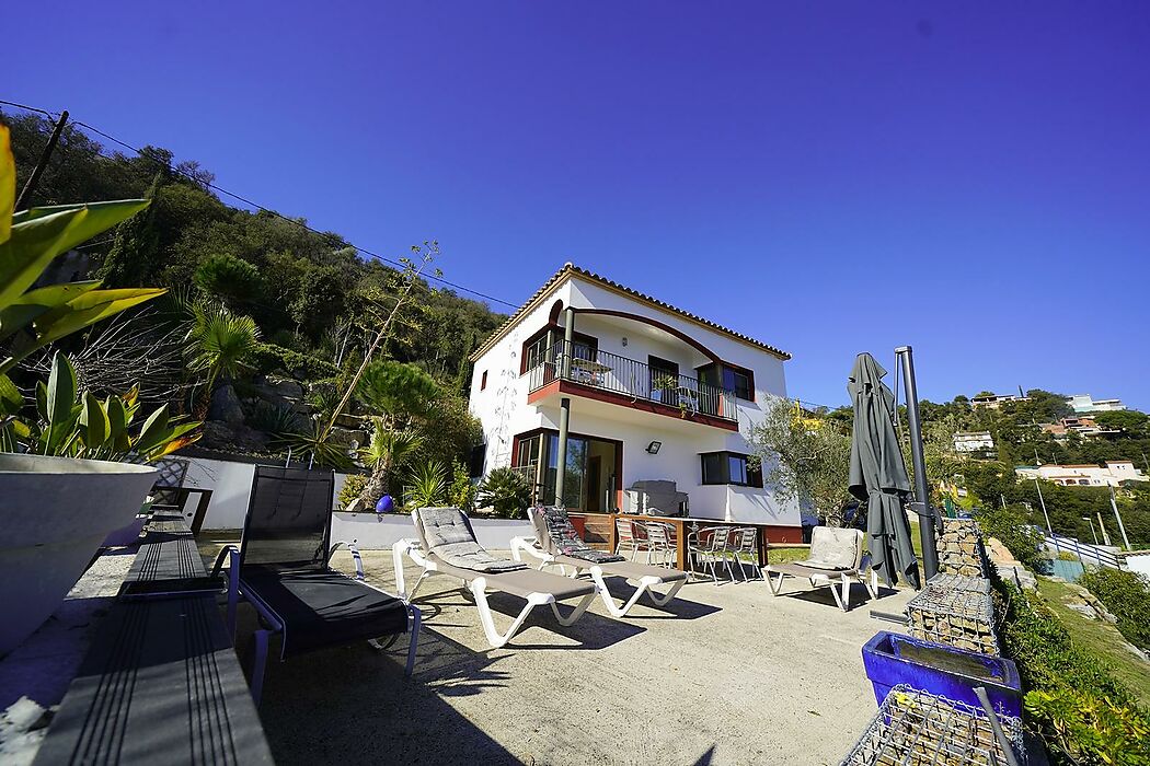 Maison avec vue sur la mer