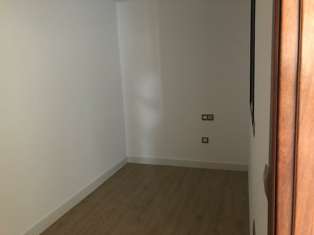 APARTAMENT EN VENDA ZONA PLATJA GRAN DE PALAMÓS