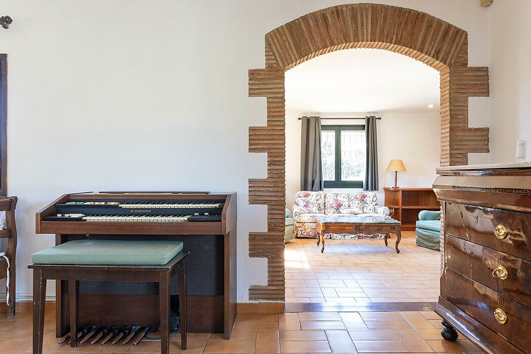 VOUS VOULEZ VENIR VIVRE DANS LA NATURE ET DANS UNE FERME AVEC UN GRAND JARDIN ? VENEZ ME VOIR, JE VAIS VOUS SURPRENDRE...
