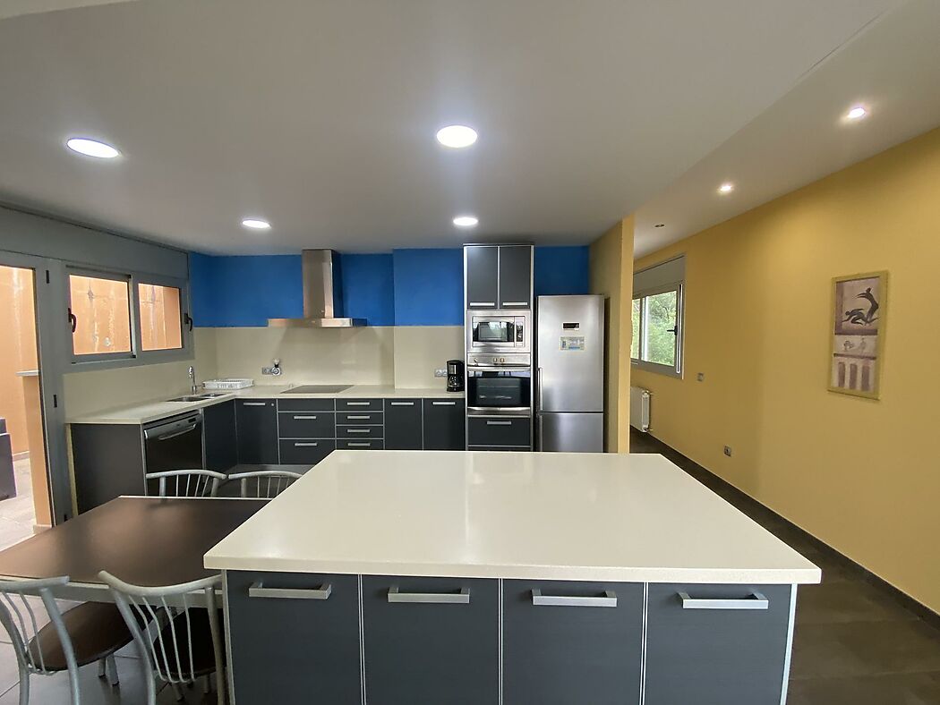 Fantàstica casa d´una sola planta i ampli garatge, Calonge