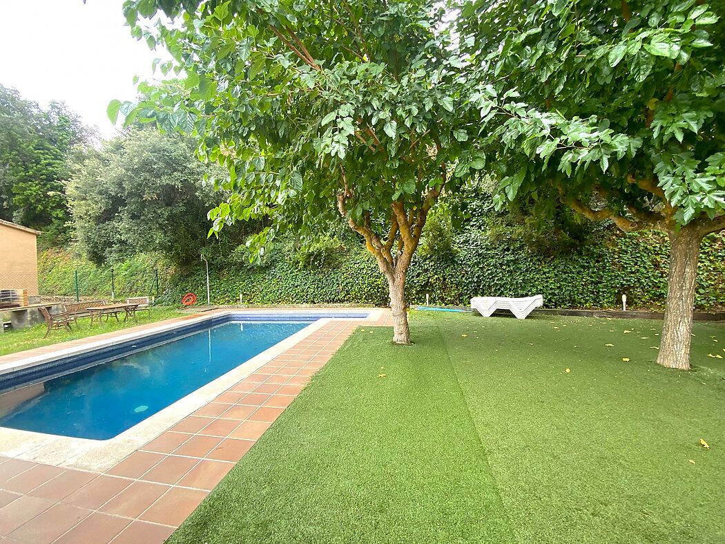 Fantàstica casa d´una sola planta i ampli garatge, Calonge