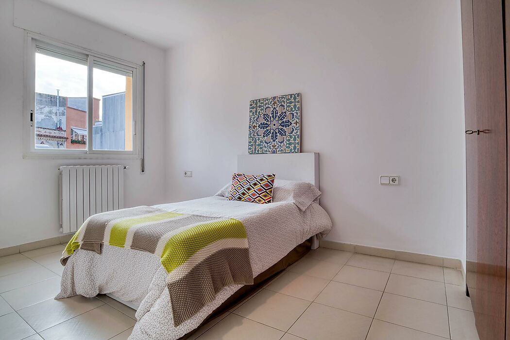 DÚPLEX CON TERRAZA EN EL CENTRO DE SANT FELIU DE GUÍXOLS