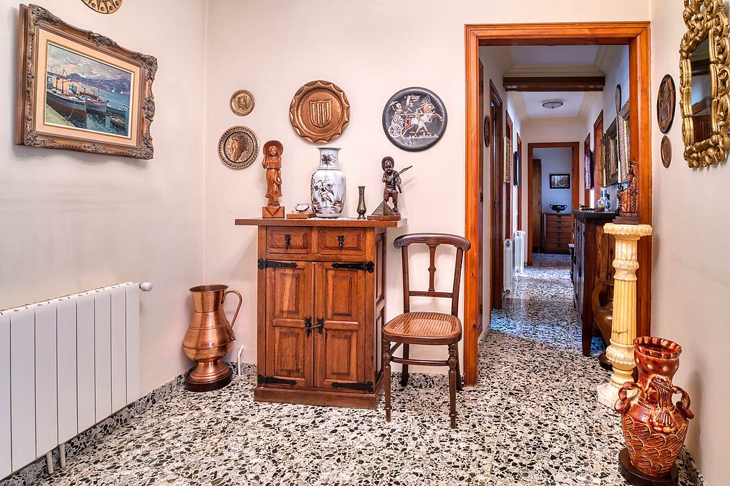 CASA CANTONERA AL CENTRE DEL POBLE