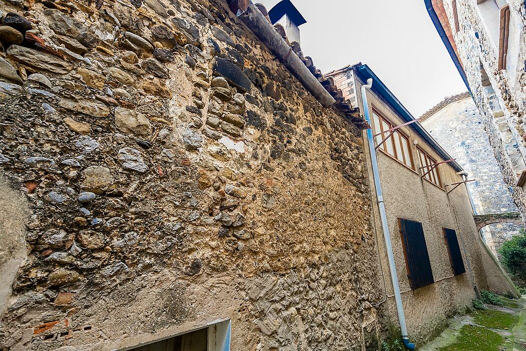 Autentica casa de Pueblo en Orfes