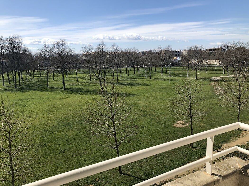 APPARTEMENT AVEC VUE MAGNIFIQUE ET TOUT EXTÉRIEUR