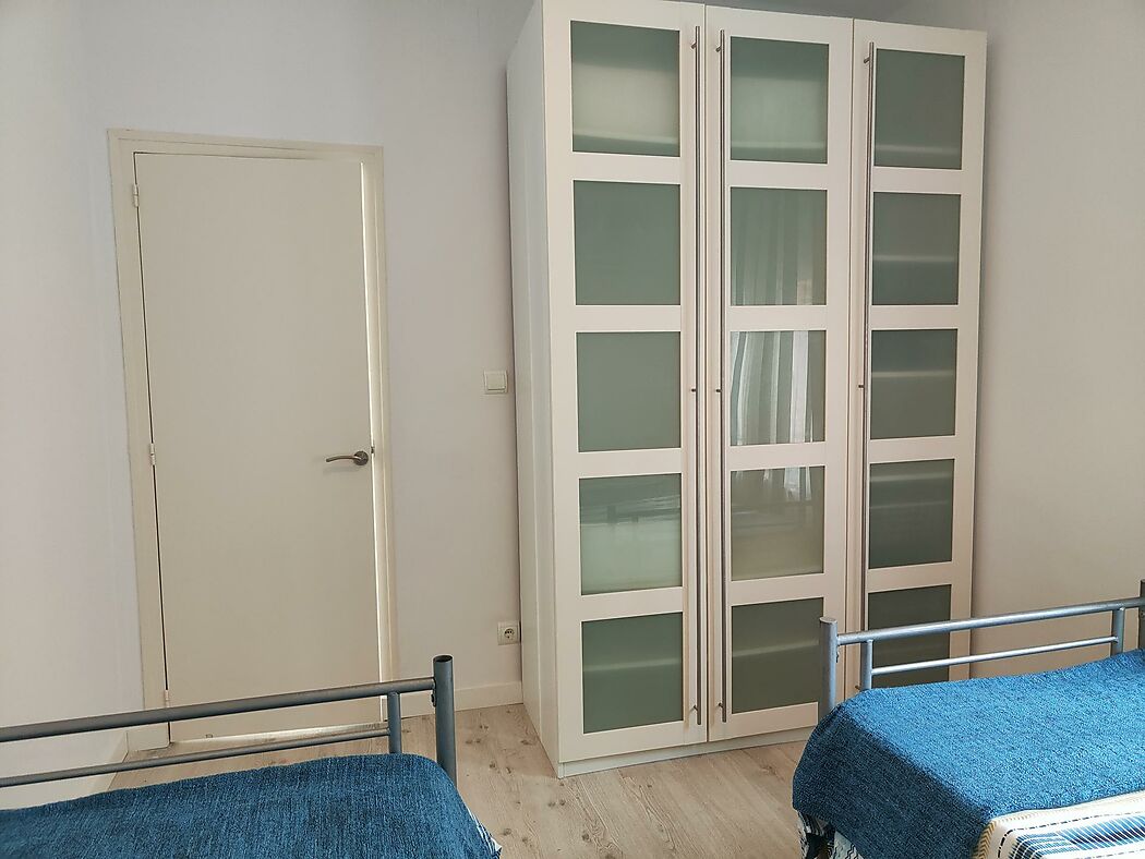 A 35m de la platja, meravellós apartament per passar les vacances o viure tot l'any.