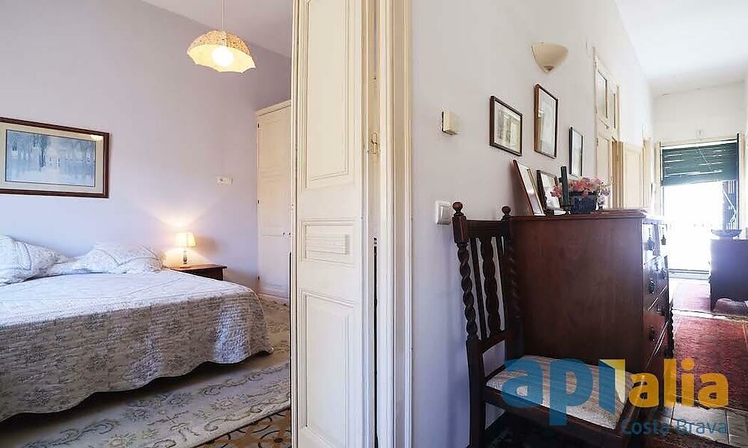 Descubre el encanto y la tranquilidad de la Costa Brava en nuestra hermosa casa de pueblo en San Feliu de Guíxols.