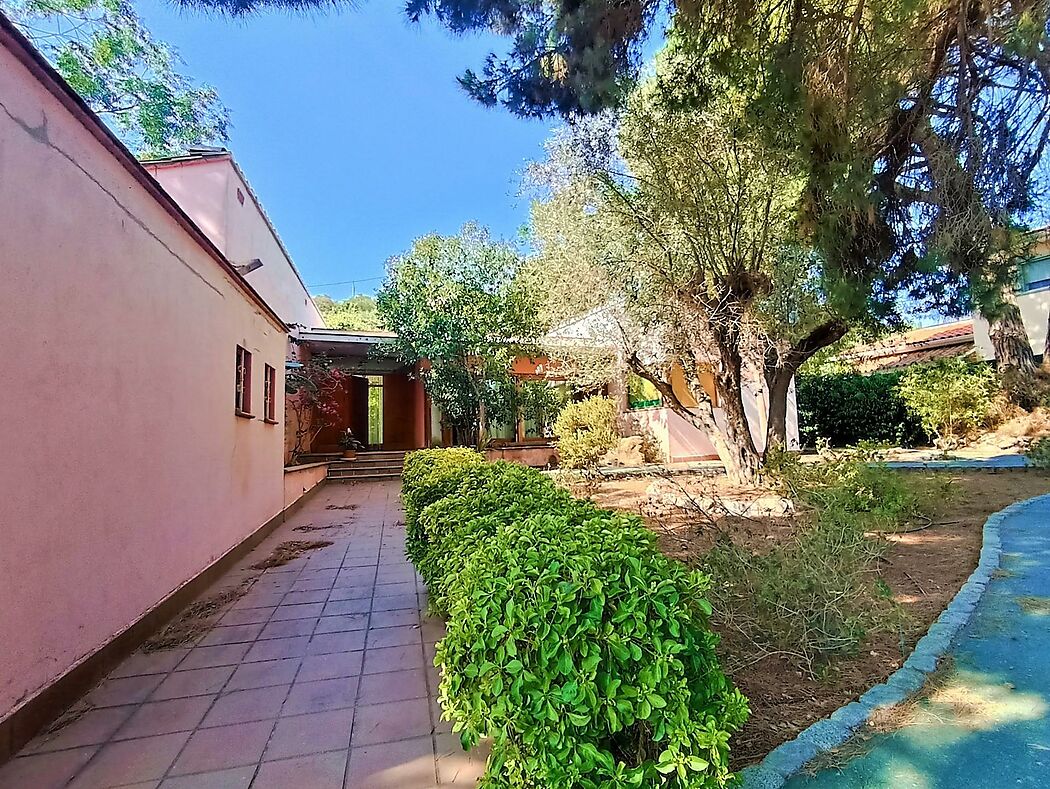 Casa independiente rodeada de jardín APIALIA COSTA BRAVA