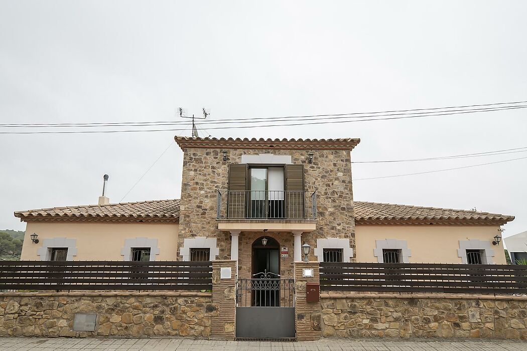 CASA CON VISTAS AL MAR EN CALONGE!