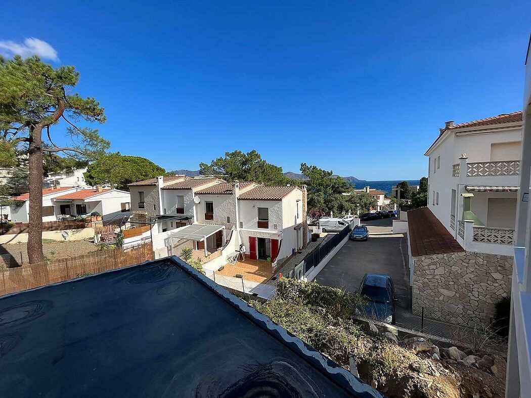 OBRA NUEVA LLANÇÀ CON VISTAS AL MAR