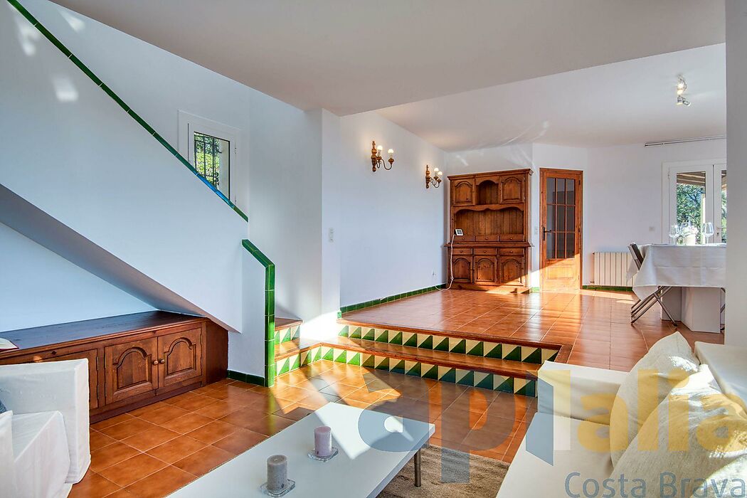 A pretty house with ocean view, very close to the town of Castell d'Aro