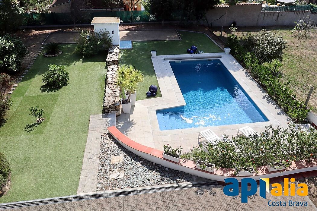Maison a Mas Pallí, Calonge, avec piscine.