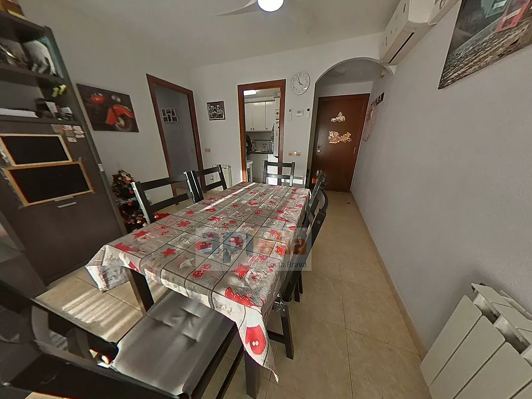 Prêt à emménager, avec ascenseur.