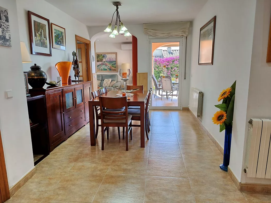 Chalet con piscina en venta en Calonge