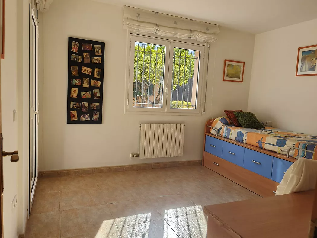 Chalet con piscina en venta en Calonge