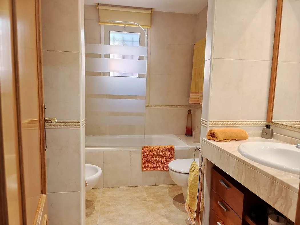 Chalet con piscina en venta en Calonge