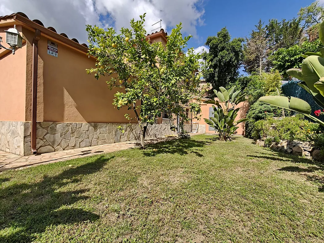 Chalet con piscina en venta en Calonge