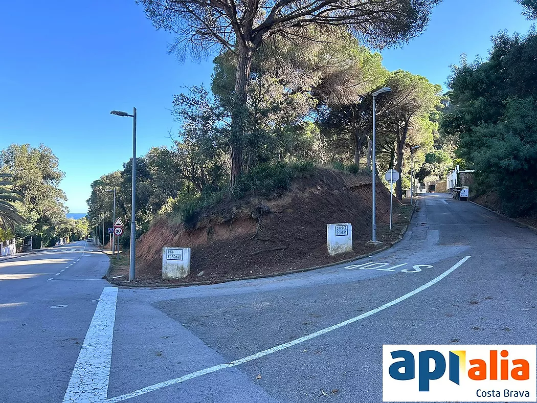 PLOT FOR SALE IN ROSAMAR URBANIZATION - SANTA CRISTINA D'ARO (COSTA BRAVA)