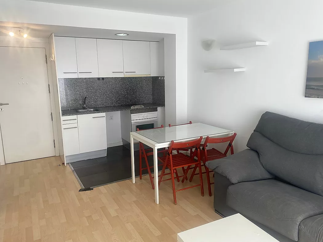 APARTAMENT EN VENDA PALAMOS- LLICENCIA TURISTICA