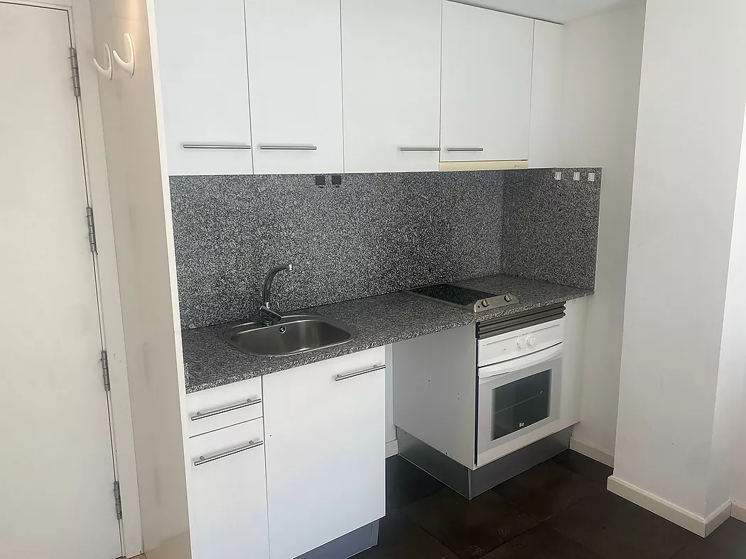 APARTAMENT EN VENDA PALAMOS- LLICENCIA TURISTICA