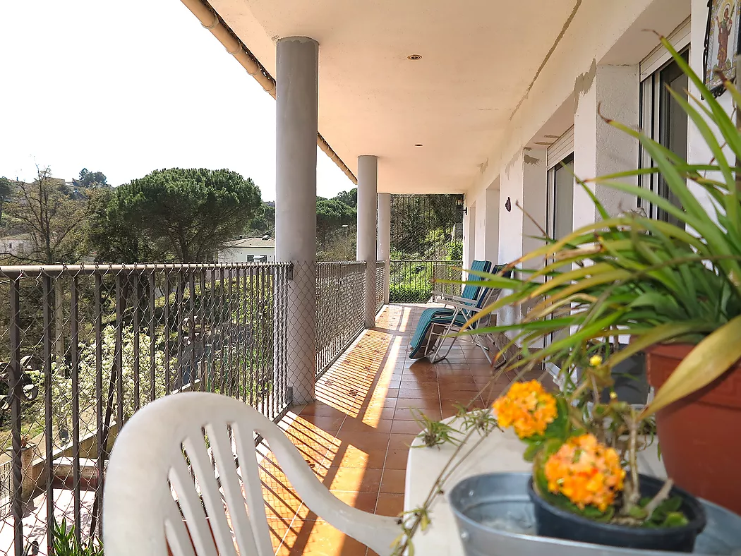 **Casa Unifamiliar en Entorn Natural - Ideal per als Amants de la Natura**