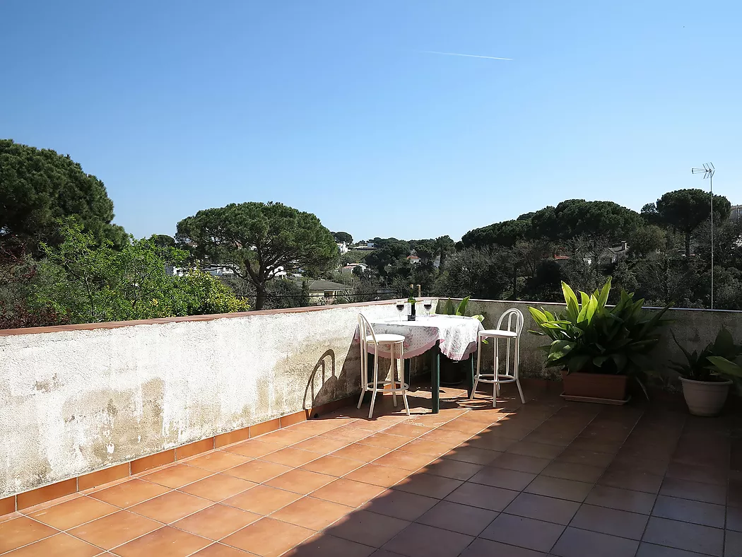**Casa Unifamiliar en Entorn Natural - Ideal per als Amants de la Natura**