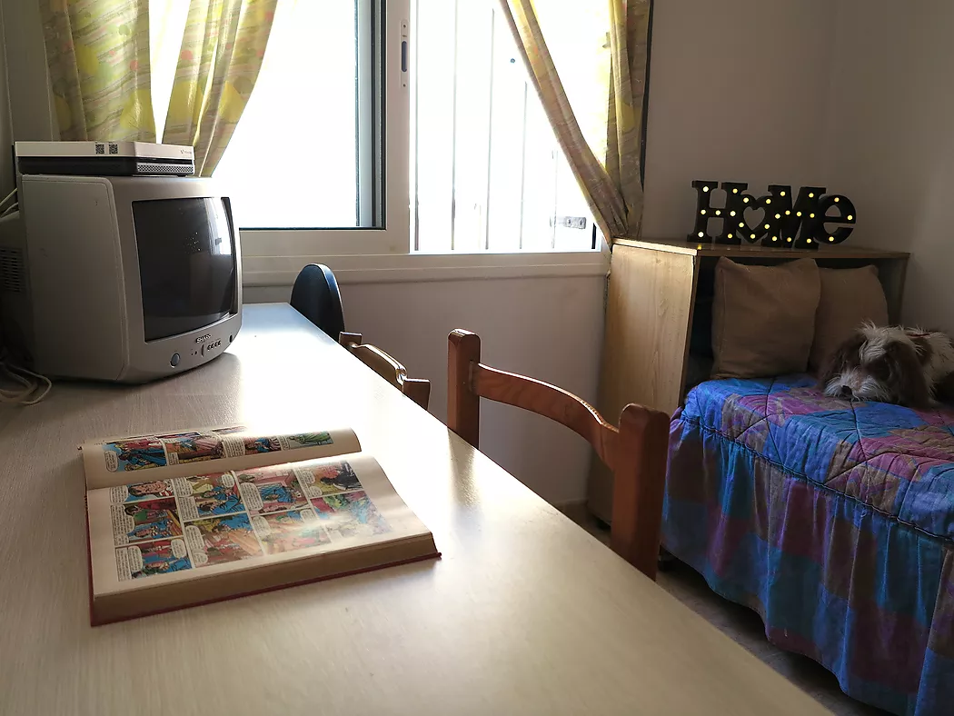 **Casa Unifamiliar en Entorn Natural - Ideal per als Amants de la Natura**