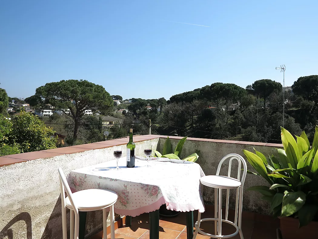 **Casa Unifamiliar en Entorn Natural - Ideal per als Amants de la Natura**