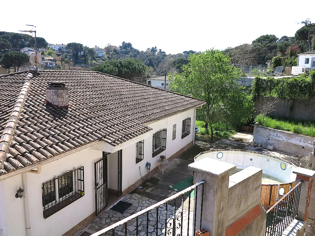 **Casa Unifamiliar en Entorn Natural - Ideal per als Amants de la Natura**