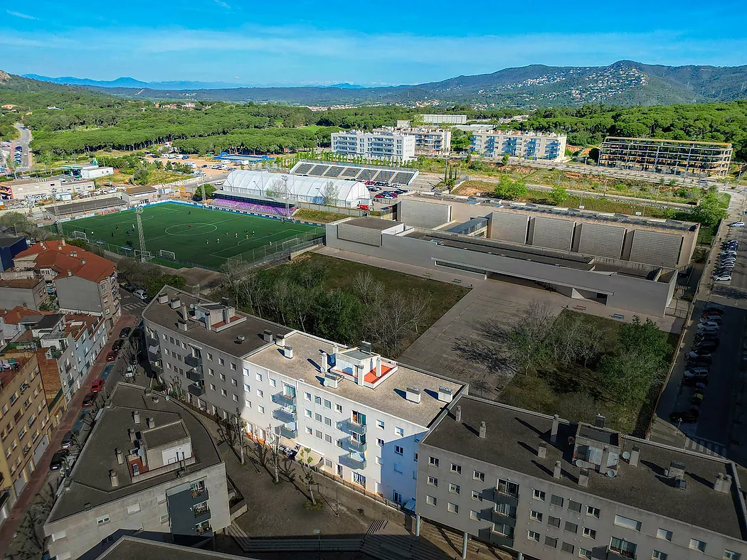 Bright apartment with parking in upper area.- Sant Feliu de Guíxols