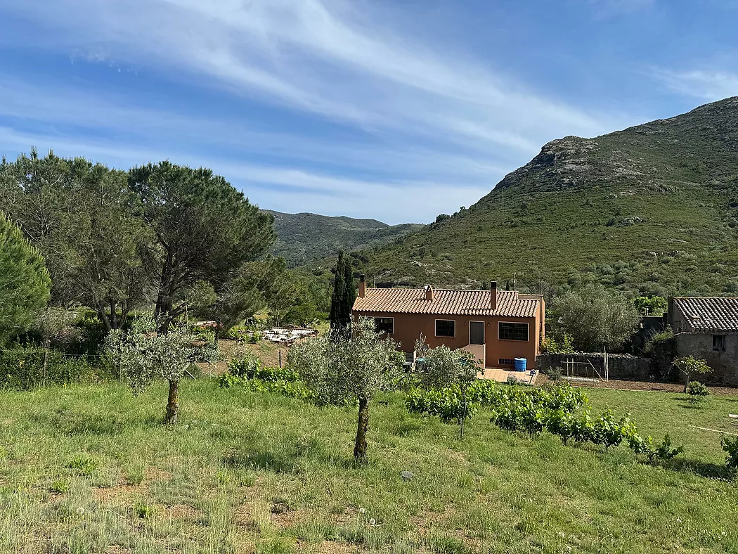 EXCLUSIVA CASA EN UNA IDÍL·LICA URBANITZACIÓ DE L ALT EMPORDÀ