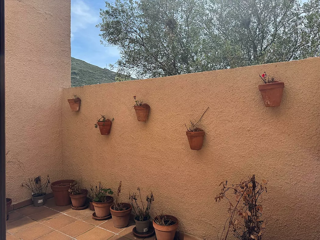 EXCLUSIVA CASA EN UNA IDÍL·LICA URBANITZACIÓ DE L ALT EMPORDÀ