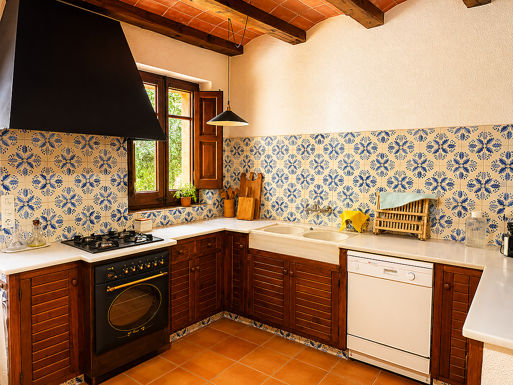Exclusive Renovated Old Rectory for Sale in the Center of Calonge, Baix Empordà, Just Minutes from the Costa Brava Beach