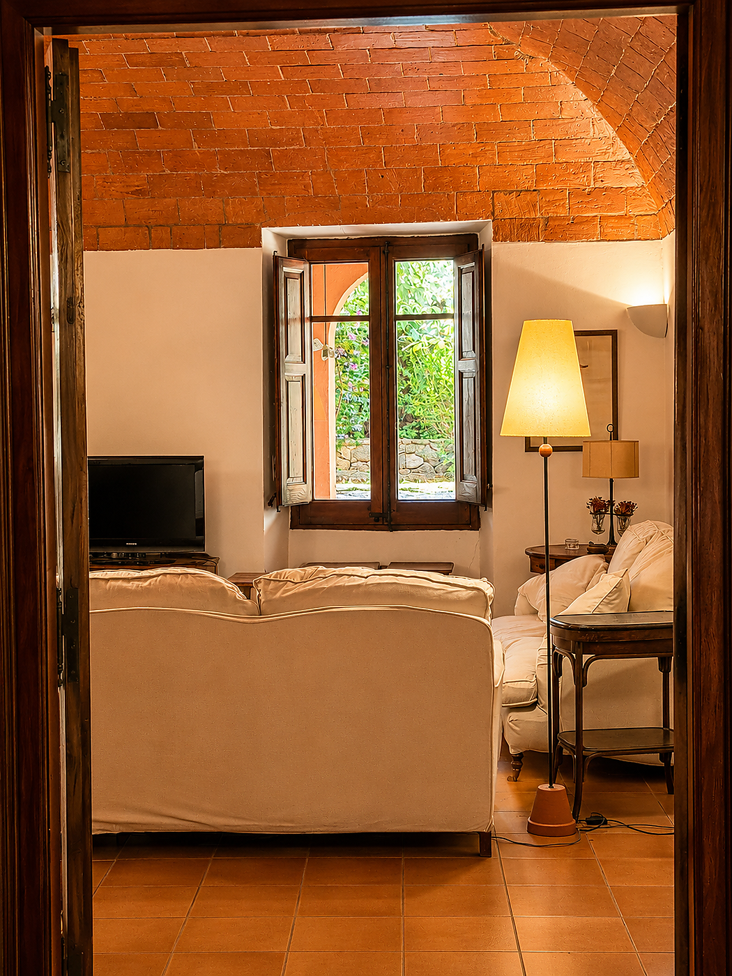 Exclusive Renovated Old Rectory for Sale in the Center of Calonge, Baix Empordà, Just Minutes from the Costa Brava Beach