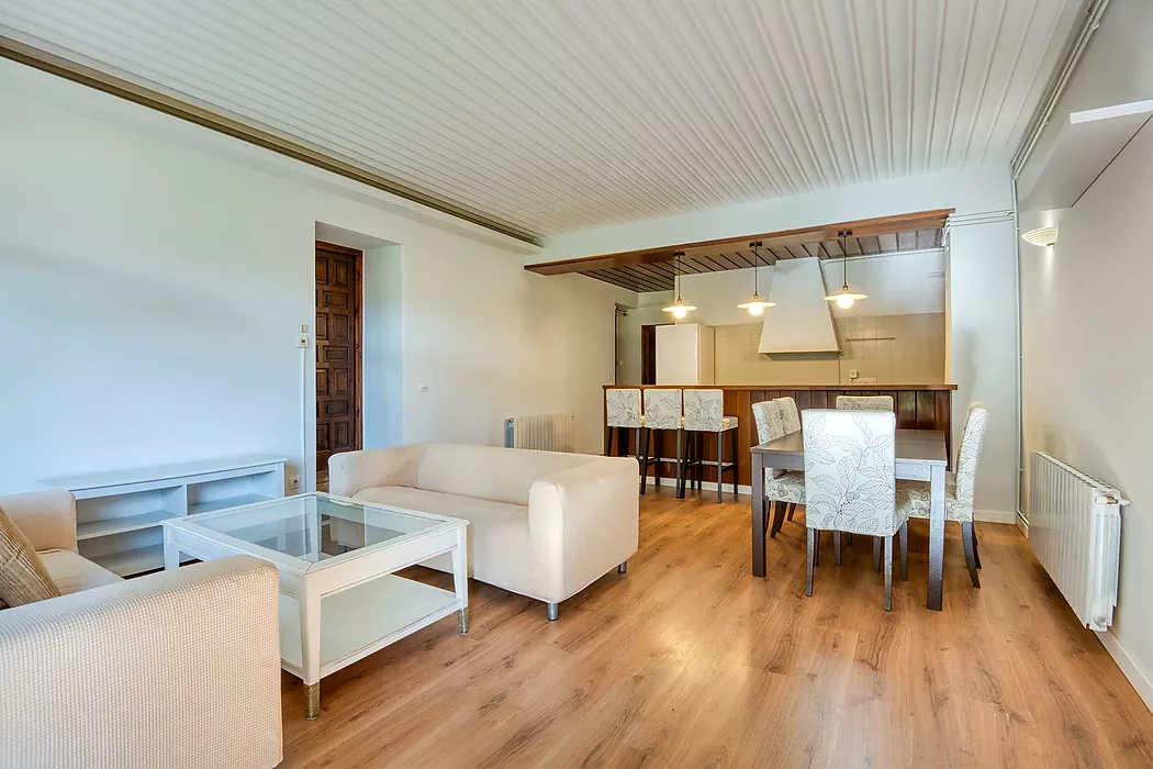 Ground floor with large central garden.- Sant Feliu de Gu&iacute;xols