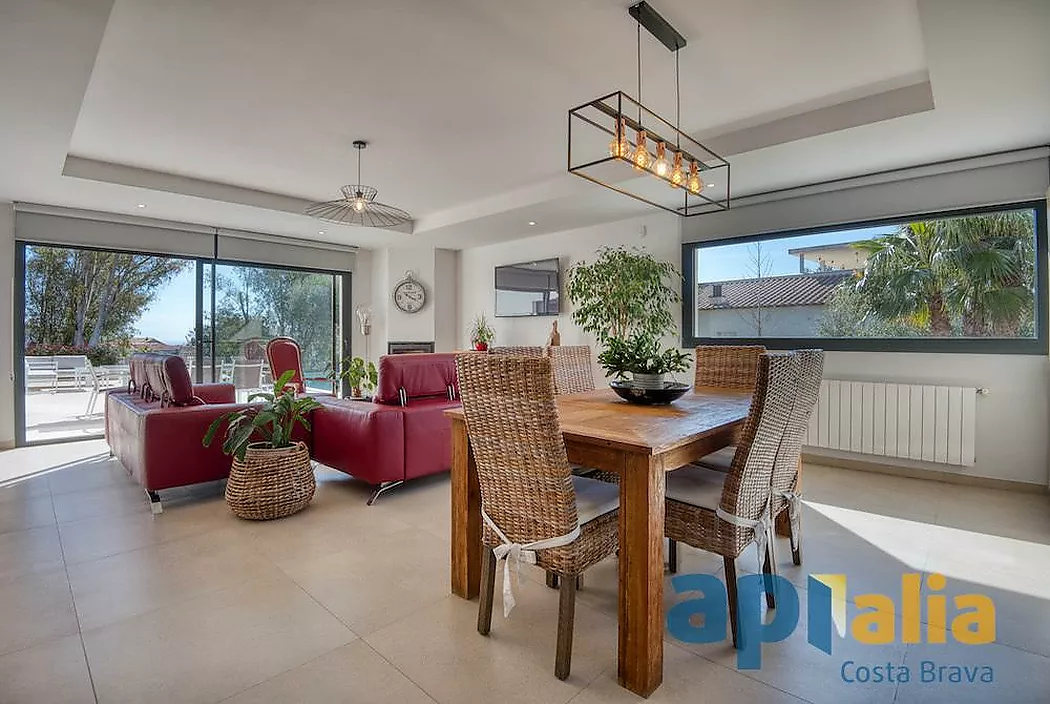 Contemporary single-family house 5 minutes from Platja d'Aro.