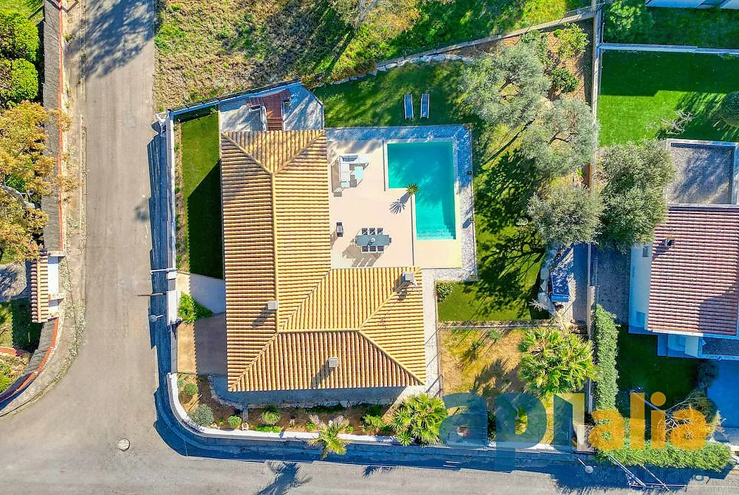 Contemporary single-family house 5 minutes from Platja d'Aro.