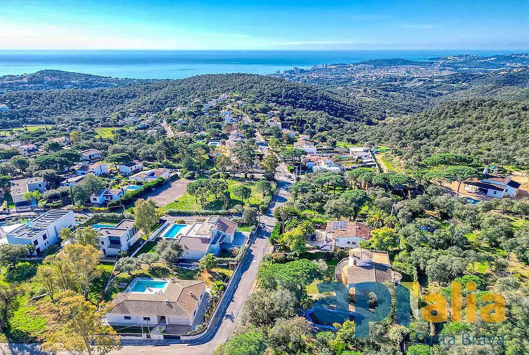 Contemporary single-family house 5 minutes from Platja d'Aro.