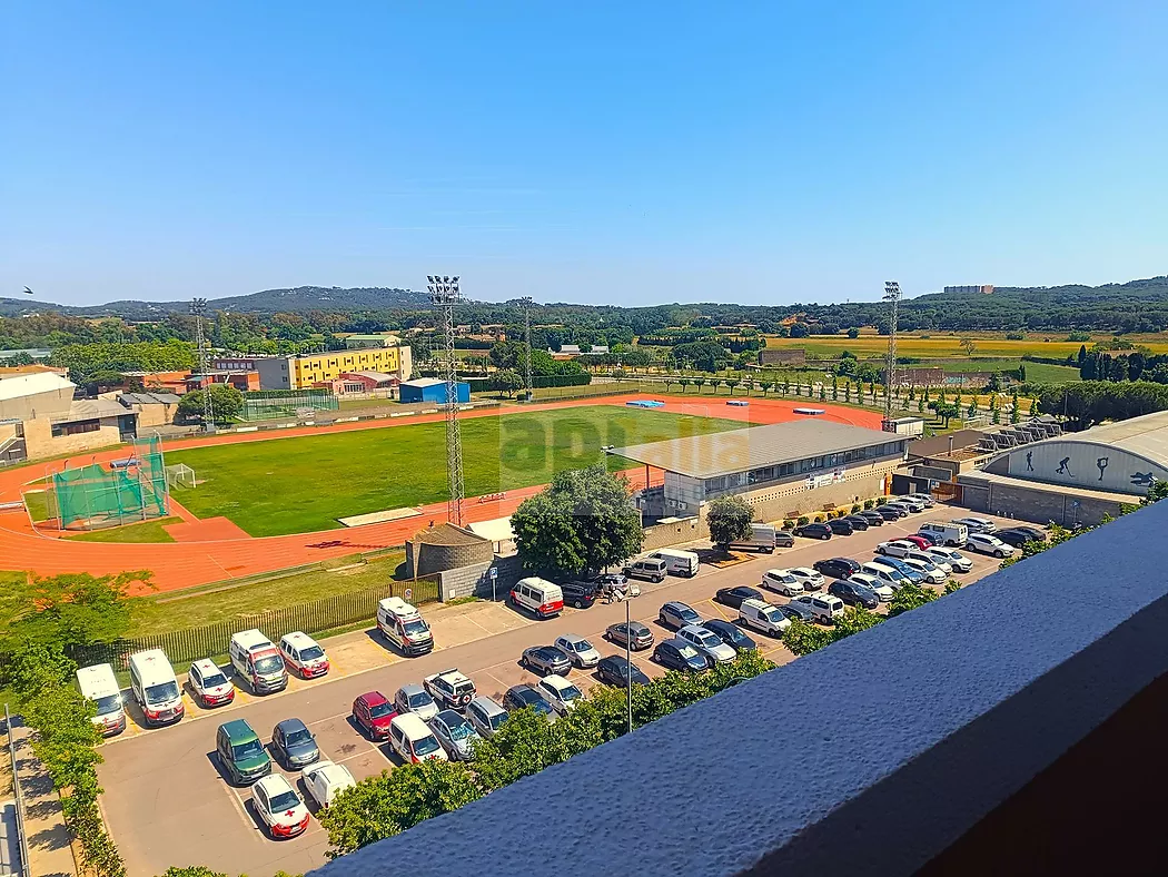 Bright apartment near the beaches of Calella de Palafrugell and Llafranc.