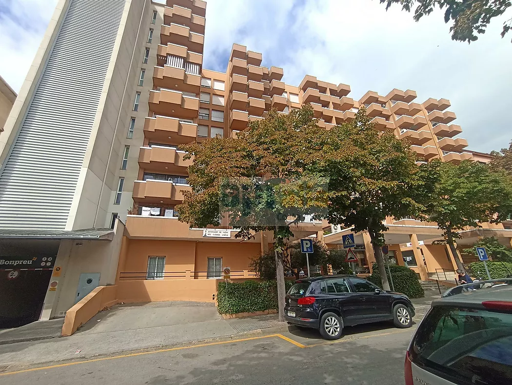 Bright apartment near the beaches of Calella de Palafrugell and Llafranc.