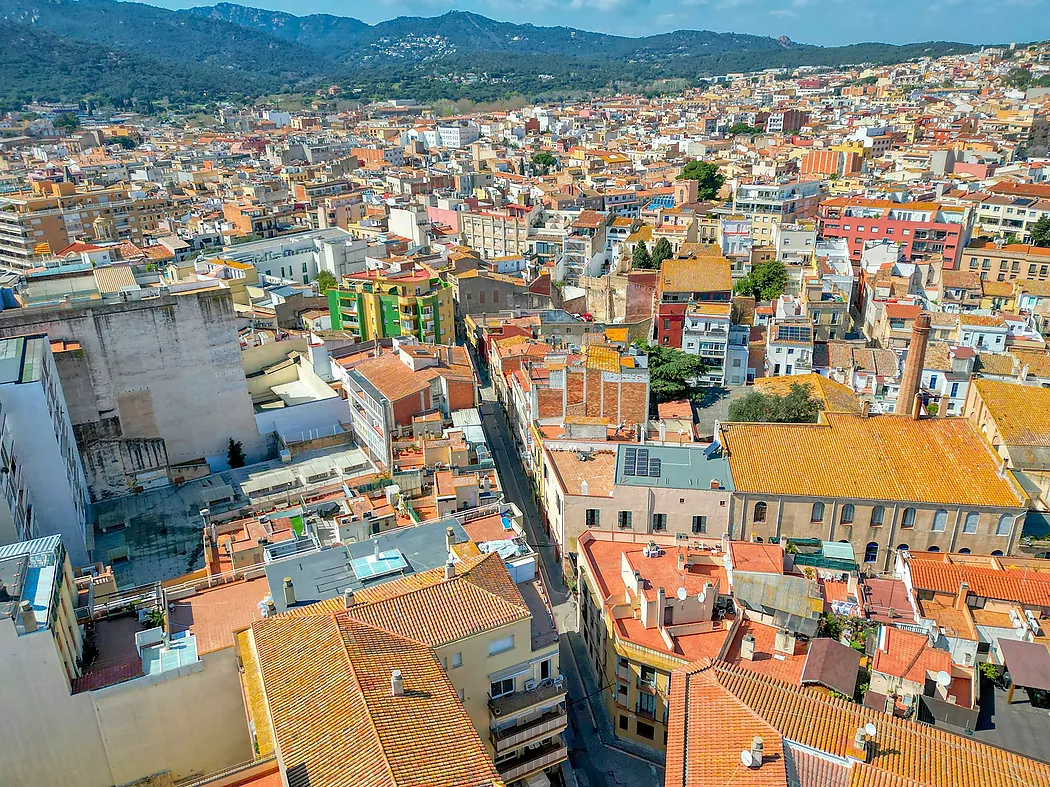 Functional apartment with parking .-Sant Feliu de Guíxols