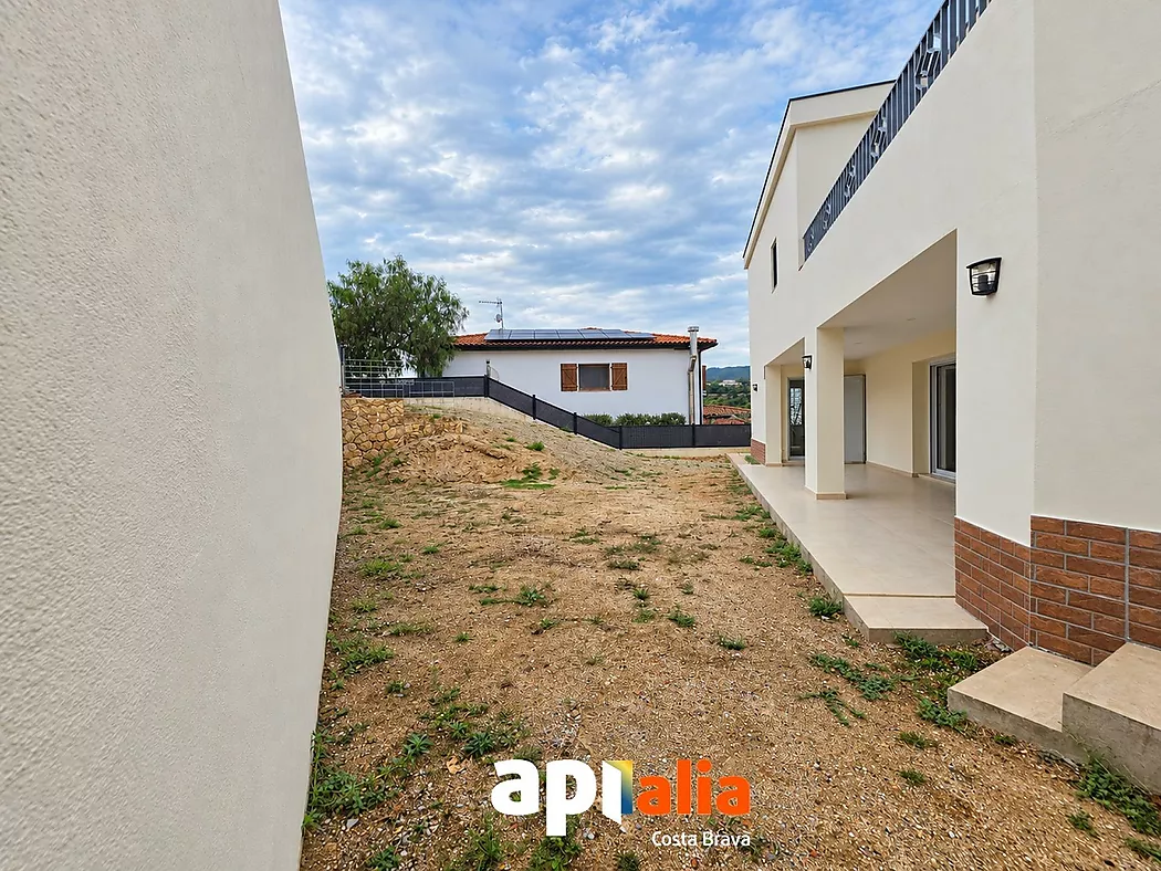 Recently built detached house in Mas Pere   Calonge