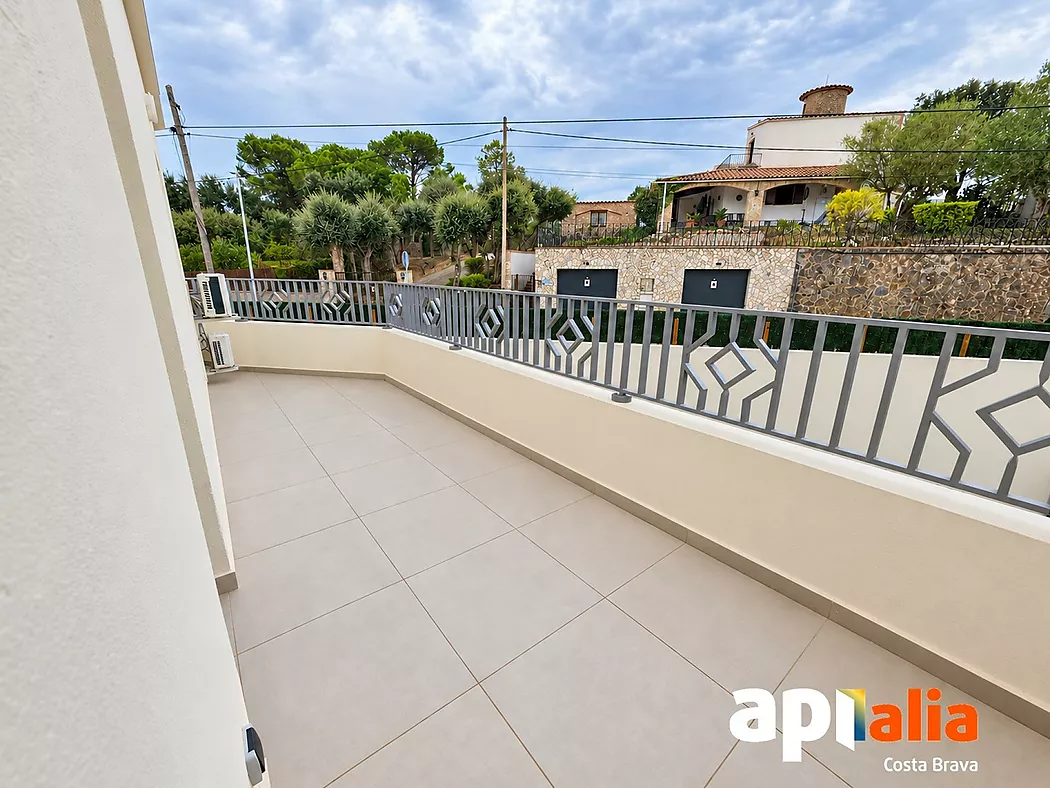 Recently built detached house in Mas Pere   Calonge
