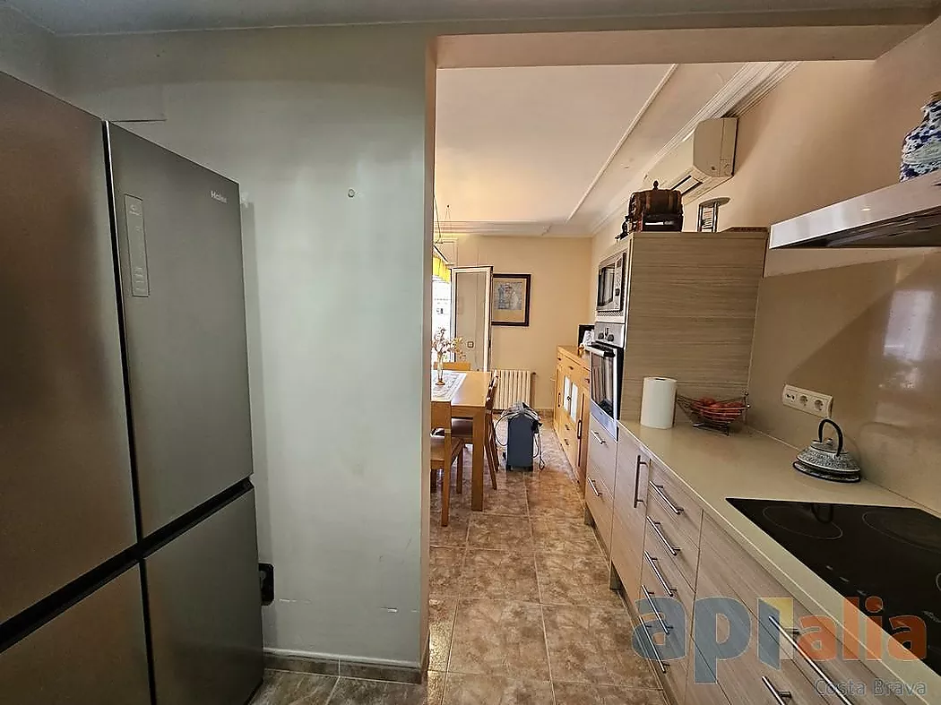 DUPLEX WITH TERRACE IN ST. FELIU DE GUÍXOLS
