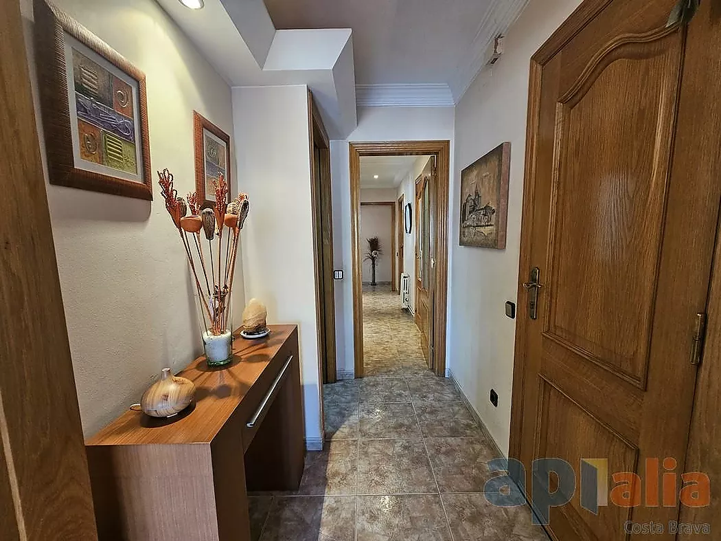 DUPLEX WITH TERRACE IN ST. FELIU DE GUÍXOLS