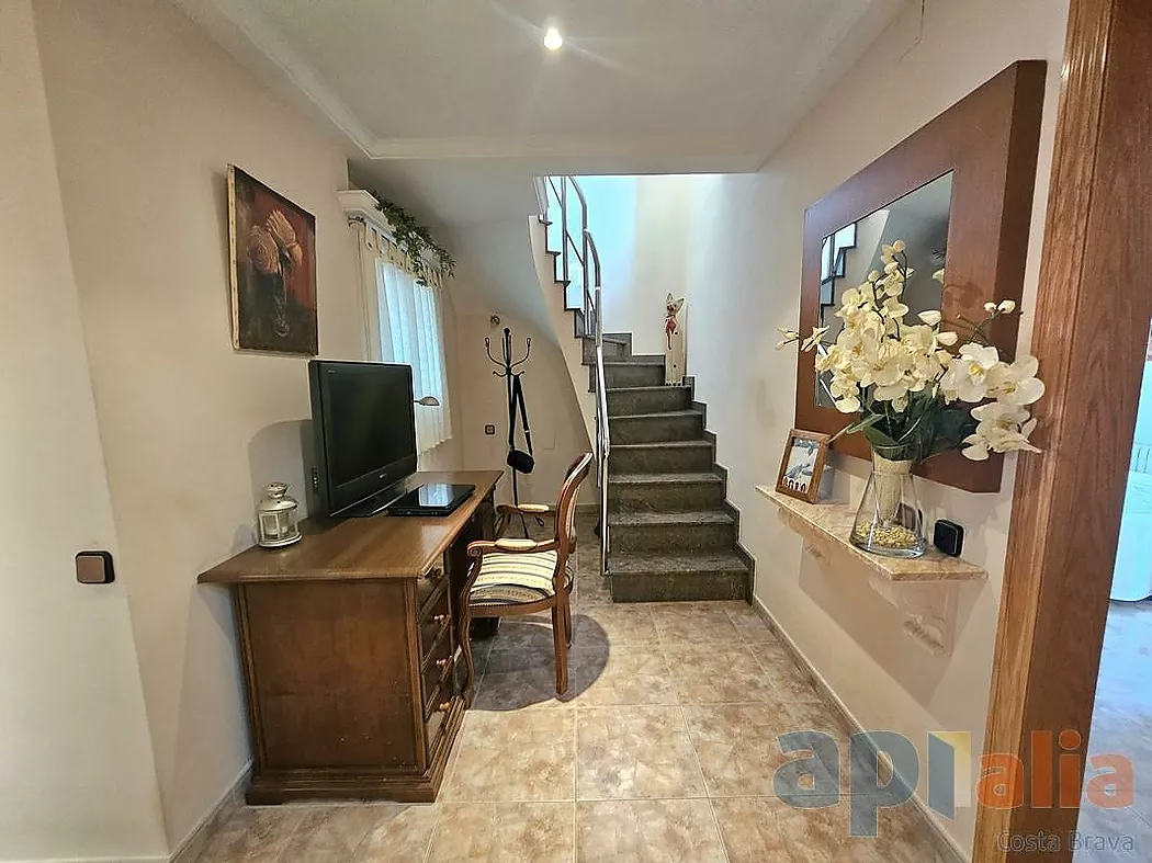 DUPLEX WITH TERRACE IN ST. FELIU DE GUÍXOLS