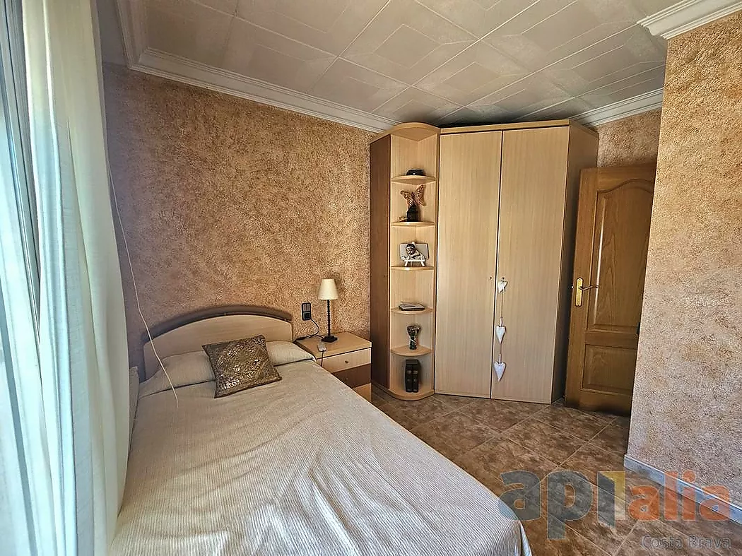 DUPLEX WITH TERRACE IN ST. FELIU DE GUÍXOLS