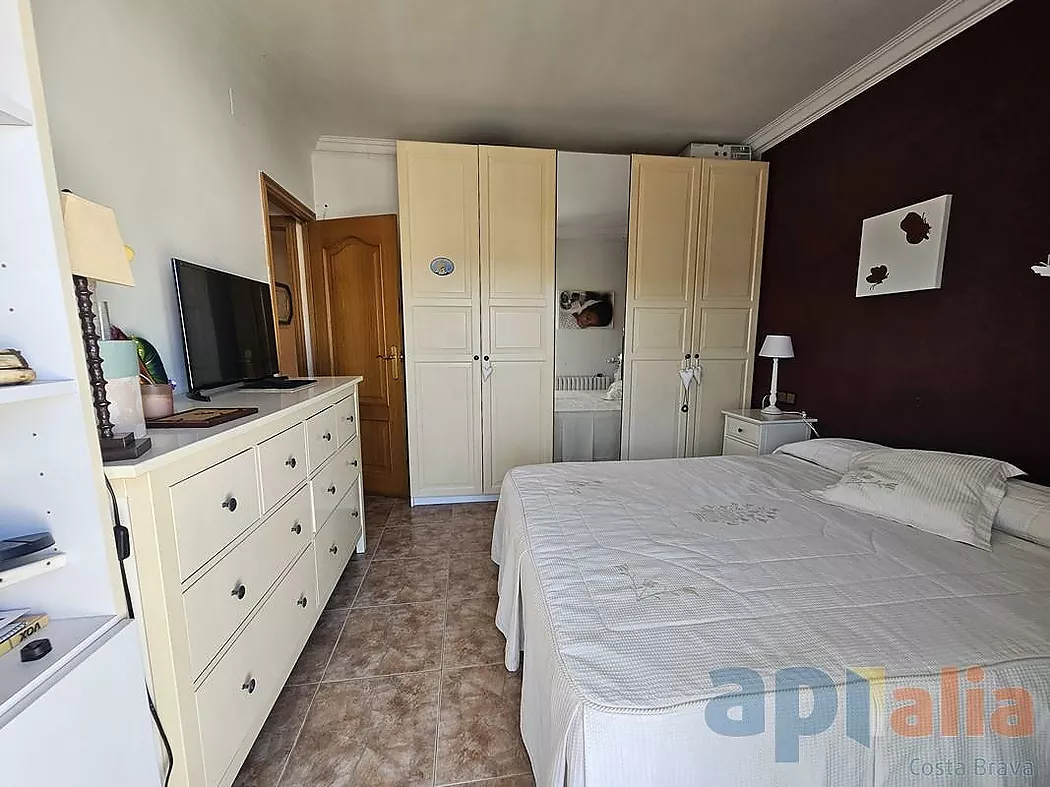 DUPLEX WITH TERRACE IN ST. FELIU DE GUÍXOLS