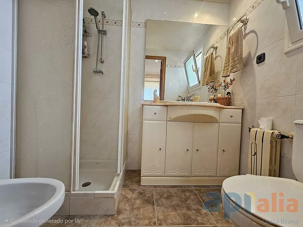 DUPLEX WITH TERRACE IN ST. FELIU DE GUÍXOLS