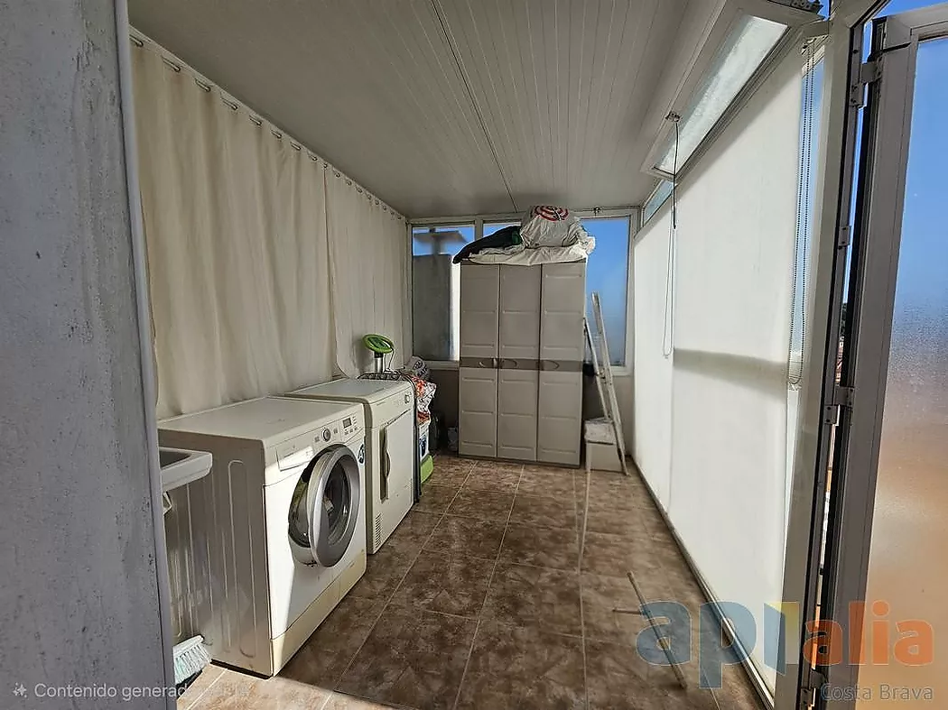 DUPLEX WITH TERRACE IN ST. FELIU DE GUÍXOLS